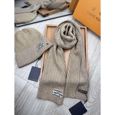 Louis Vuitton Caps Scarfs